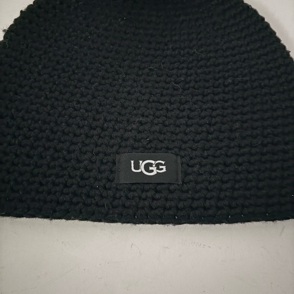 UGG Black Knit Pom-Pom Beanie - Picture 3 of 7